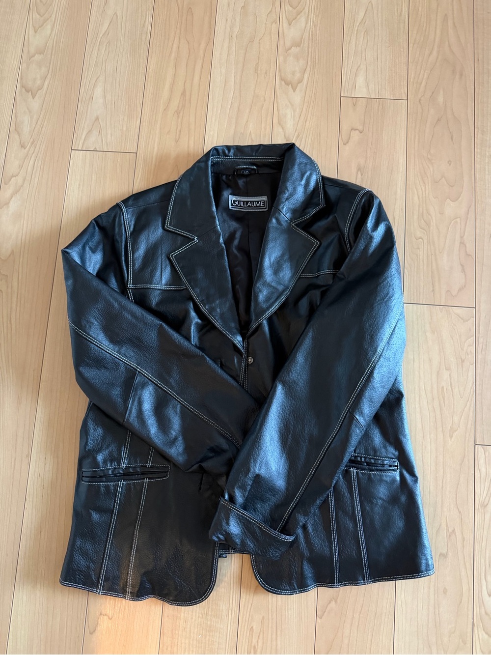 Giullame black leather jacket size Large but fits more like a small-medium